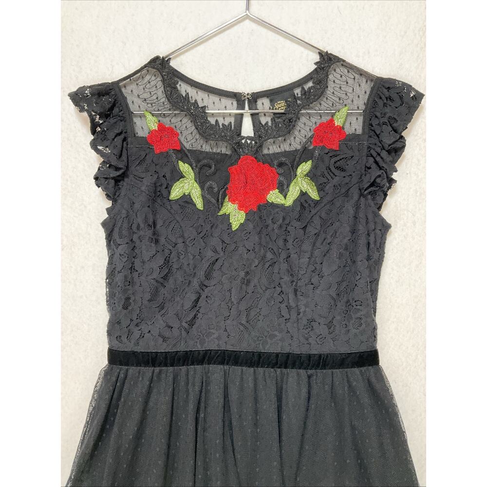 Disney Snow White Black Lace Rose Applique Dress M Goth Fairy Costume Wednesday - Picture 2 of 14